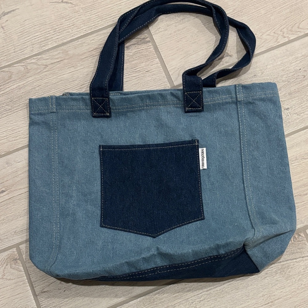 Bloomingdale’s Casual Blue Denim Tote Bag Pocket lightweight perfect carryall